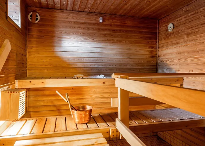 Lovely 1br In Calm Neighborhood *