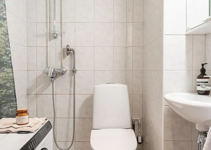 Lovely 1br In Calm Neighborhood Lägenhet *